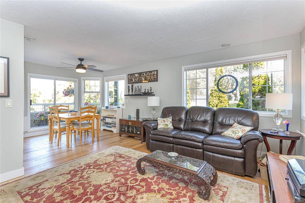 Third View of 1220 Fort St, Victoria, BC, V8V 3L2