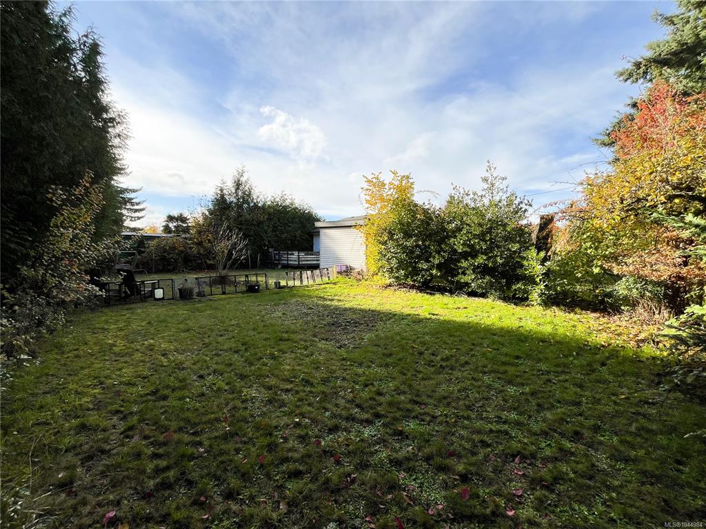 Fourth View of 1193 Dignan Rd, Central Saanich, BC, V8M 1H4