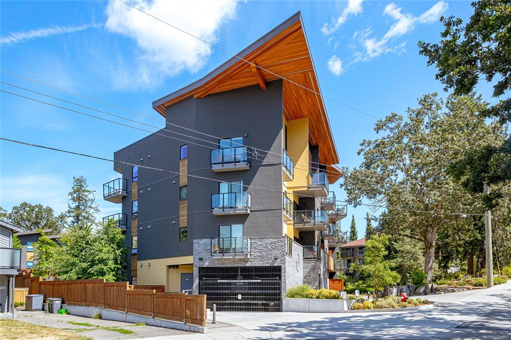 Third View of 991 Mckenzie Ave, Saanich, BC, V8X 0B5