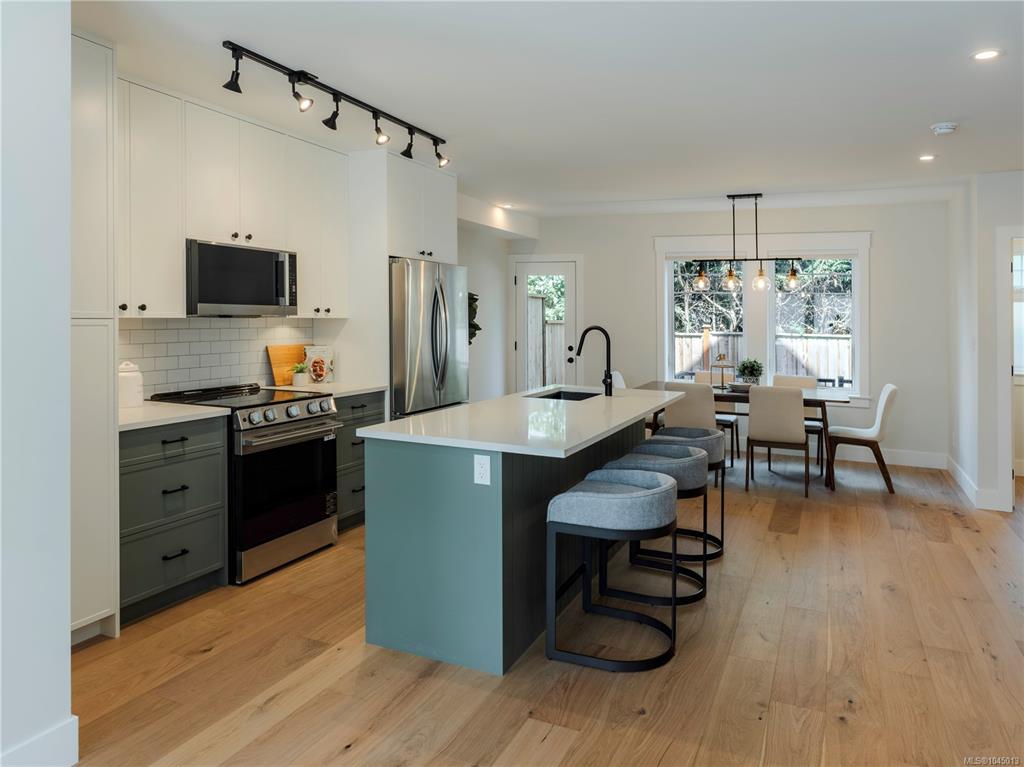 Fifth View of 1830 Allenby St, Saanich, BC, V8R 3B7