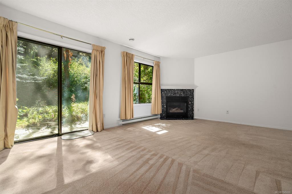 Fourth View of 1404 Mckenzie Ave, Saanich, BC, V8N 1A1