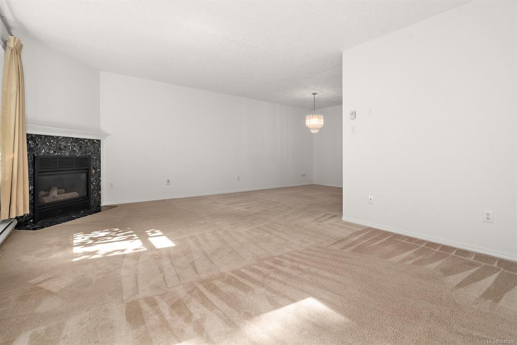 Fifth View of 1404 Mckenzie Ave, Saanich, BC, V8N 1A1