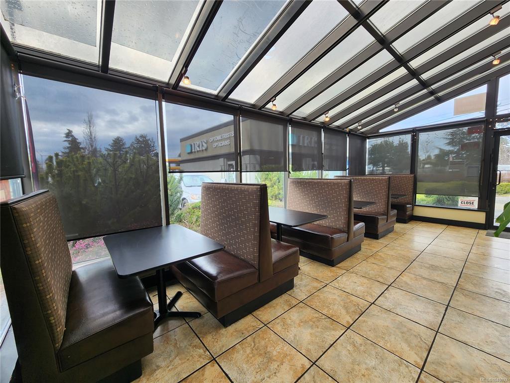 Fourth View of 382 Island Hwy E, Parksville, BC, V9P 2G6