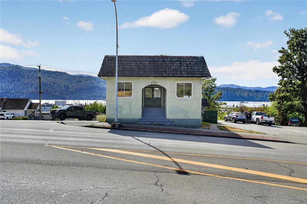 Third View of 3304 3rd Ave, Port Alberni, BC, V9Y 3E4