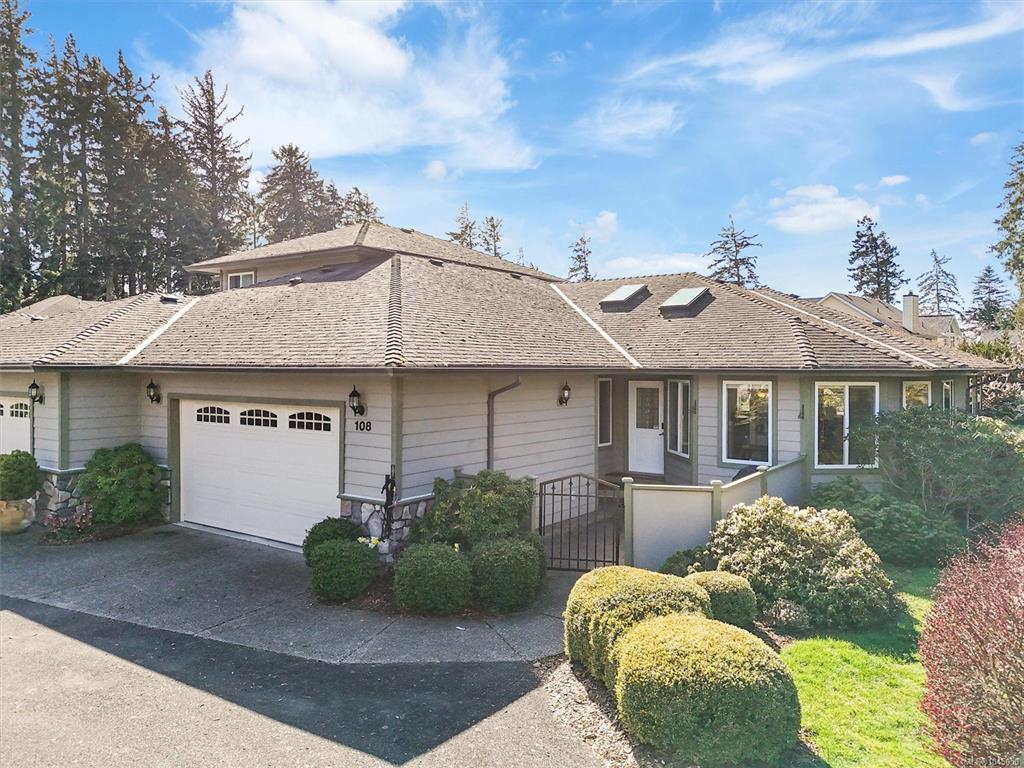 Fourth View of 1645 Narissa Rd, Carmen Grace Court, Sooke, BC, V9Z 1J3