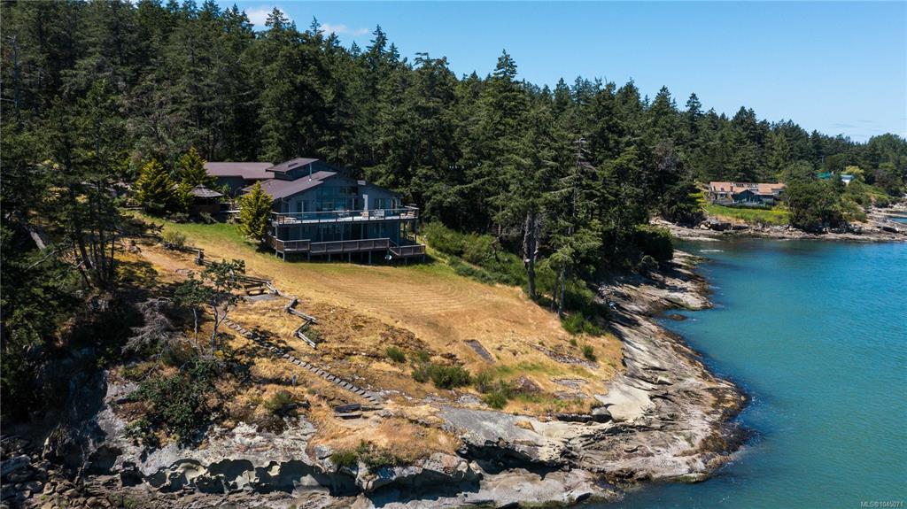 379 Mary Ann Point Rd, 1045071, BC,
