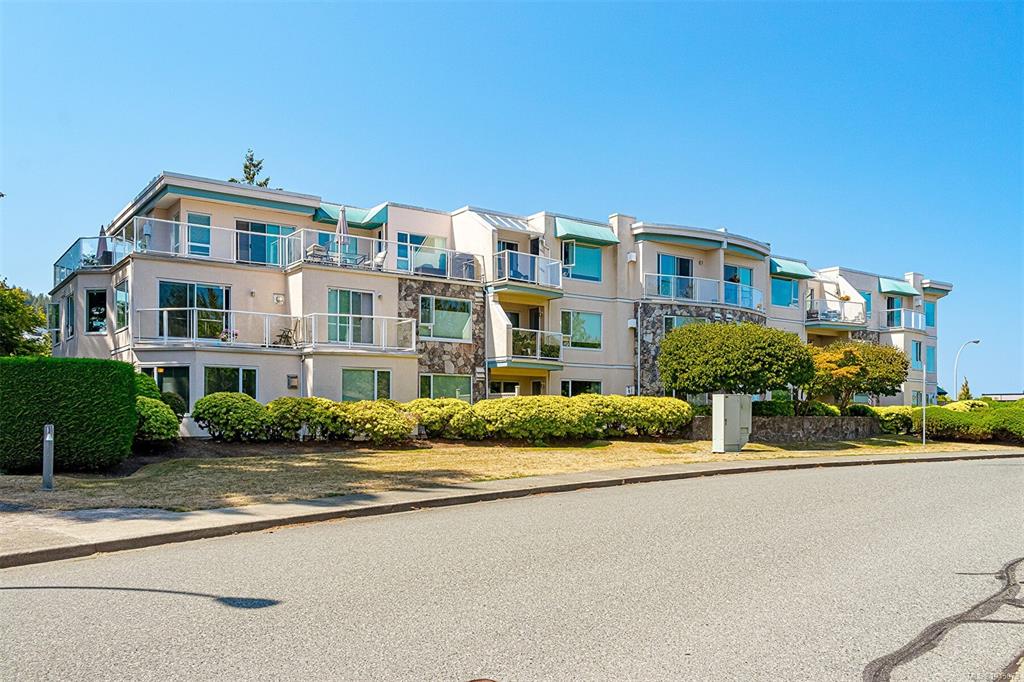 Third View of 4965 Vista View Cres, Nanaimo, BC, V9V 1S1