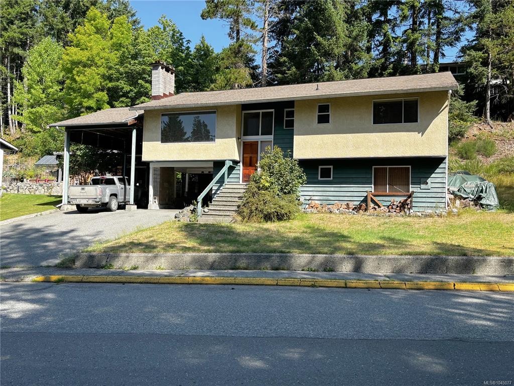 Second View of 352 Nootka Dr, Gold River, BC, V0P 1G0