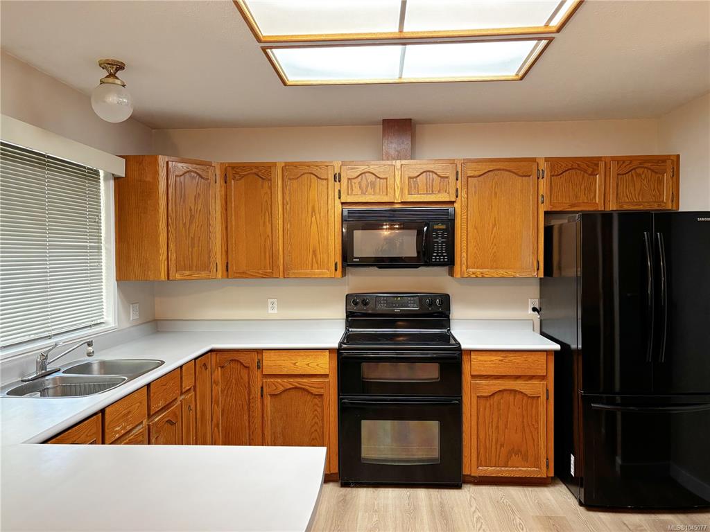 Fourth View of 352 Nootka Dr, Gold River, BC, V0P 1G0