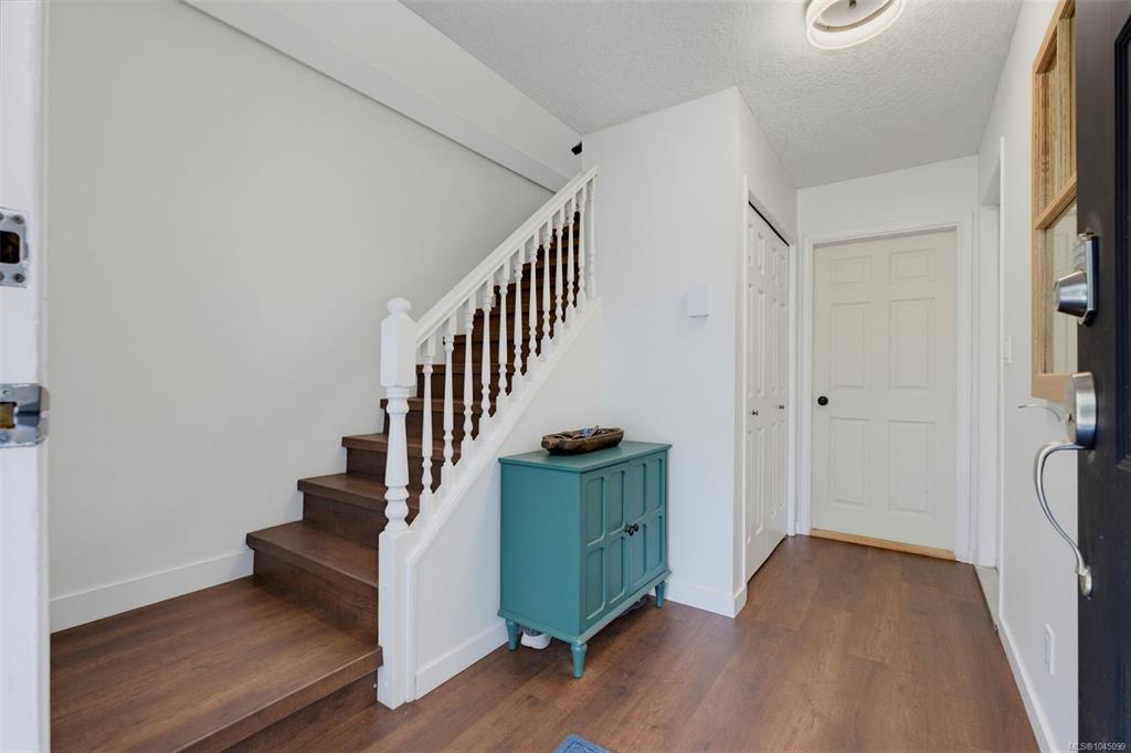 Fifth View of 2962 Gladeson Lane, Colwood, BC, V9B 5S7