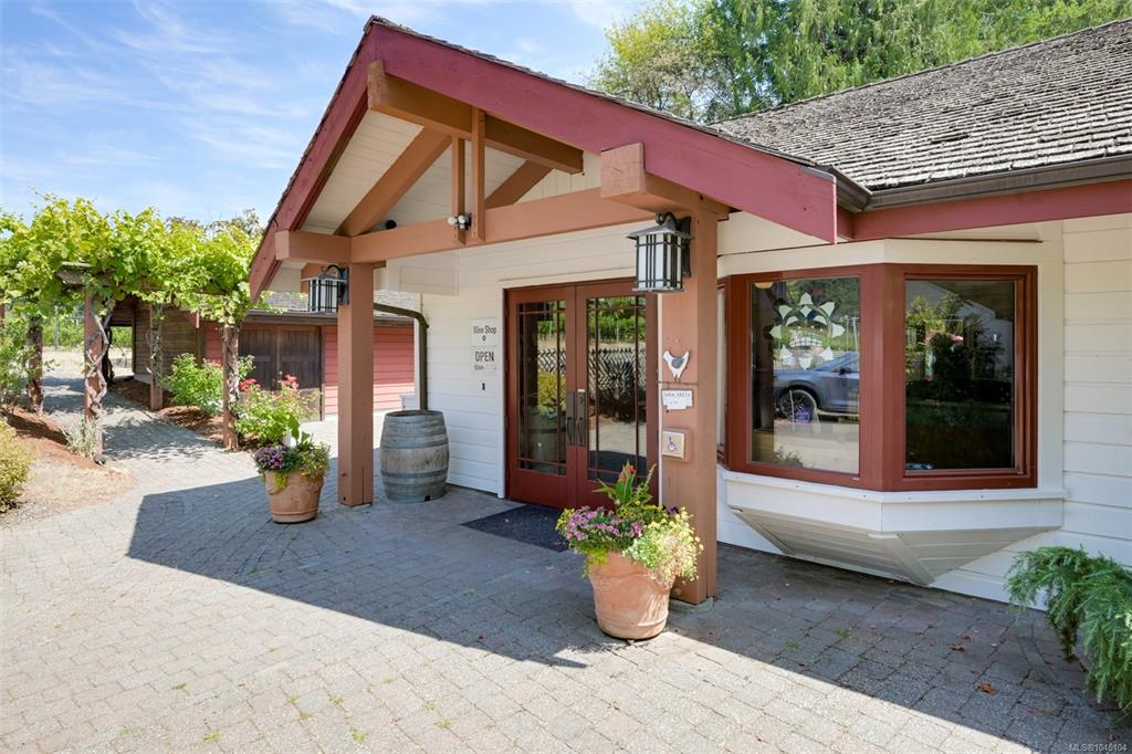 Third View of 840 Cherry Point Rd, Cobble Hill, BC, V0R 1L3