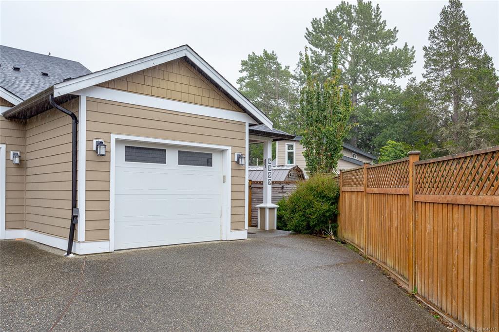 Third View of 6869 Lauras Lane, Sooke, BC, V9Z 0P8
