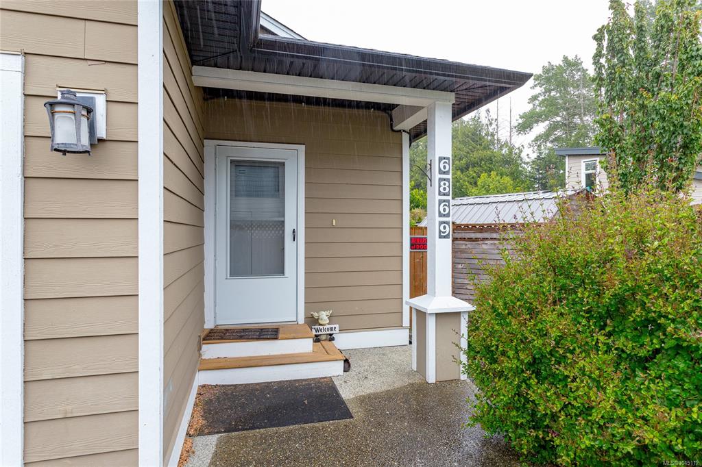 Fourth View of 6869 Lauras Lane, Sooke, BC, V9Z 0P8
