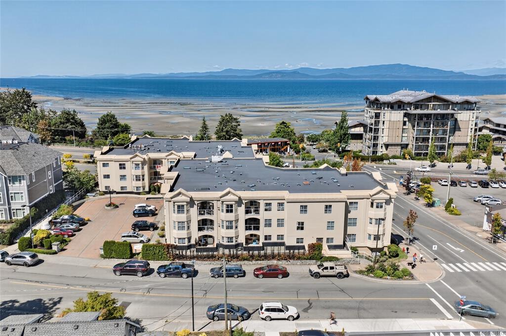 220 Island Hwy W, 1045113, BC,