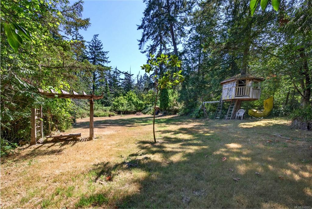Fifth View of 243 Maliview Dr, Salt Spring, BC, V8K 1B7