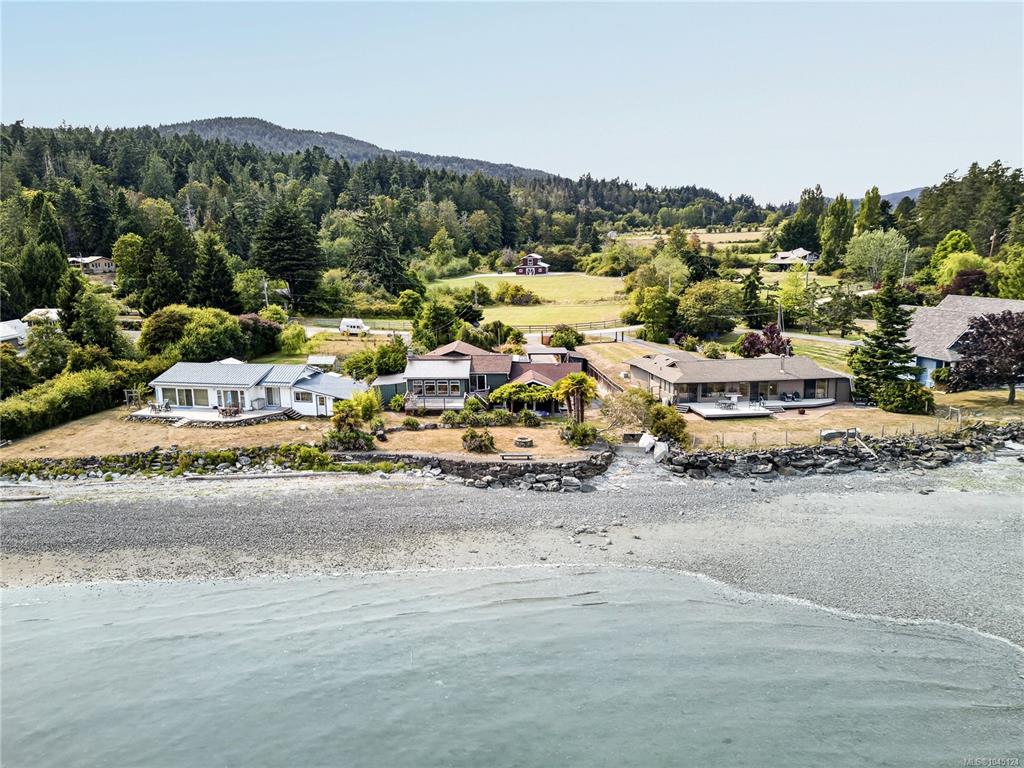 Third View of 287 Price Rd, Salt Spring, BC, V8K 2E9