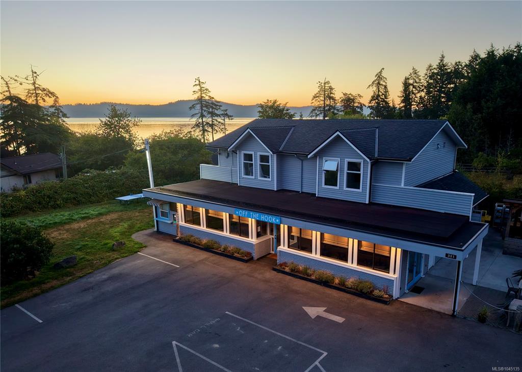 Second View of 321 Fernwood Rd, Salt Spring, BC, V8K 1C3