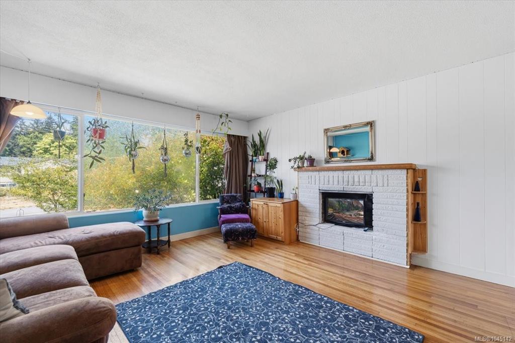 Fourth View of 448 Lenhart Ave, Nanaimo, BC, V9S 4X3