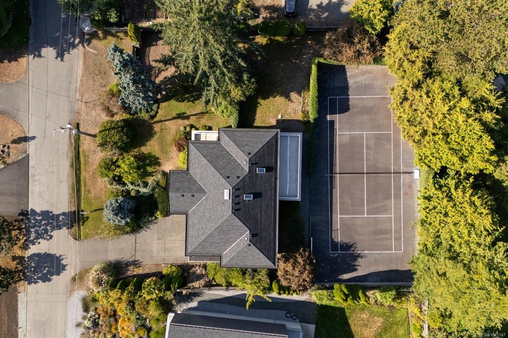 Fifth View of 2980 Sea View Rd, Saanich, BC, V8N 1L1