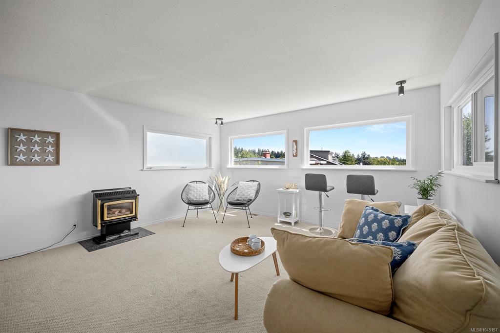 Fifth View of 178 Rodello St, Comox, BC, V9M 1V2