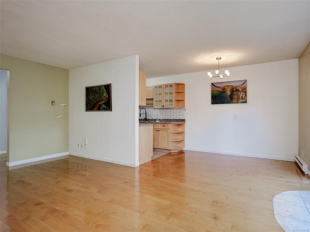 Fifth View of 1701 Mckenzie Ave, Cedarwood, Saanich, BC, V8N 1A6