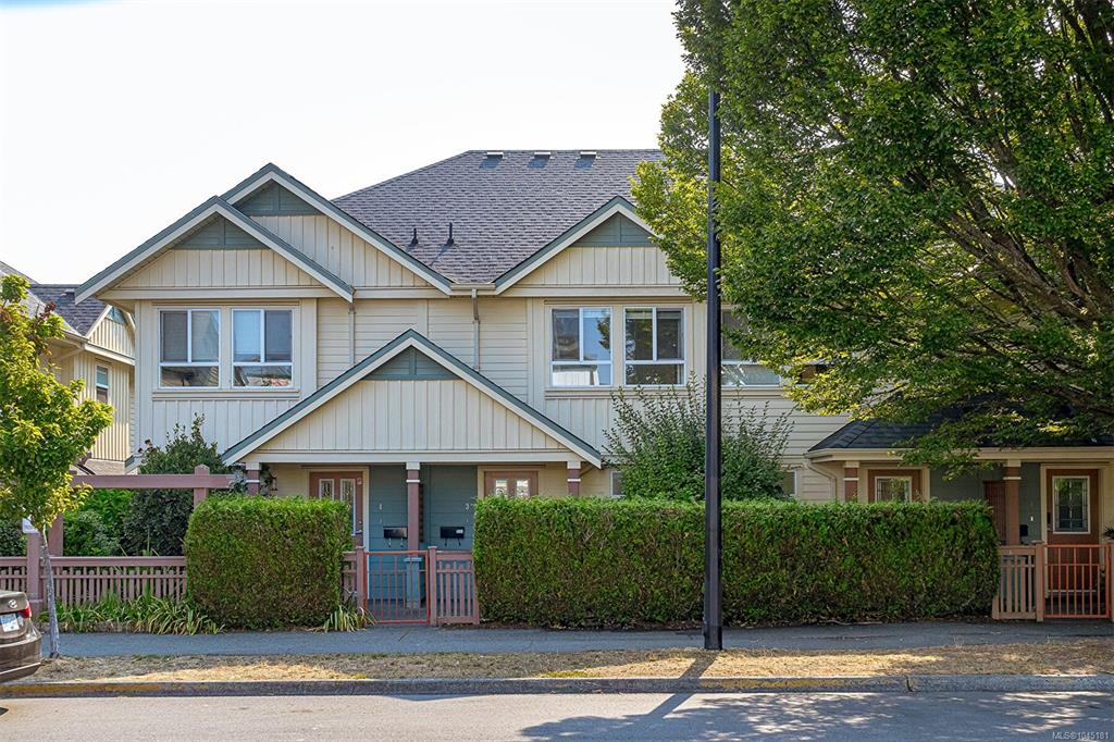 1019 North Park St, 1045181, BC,