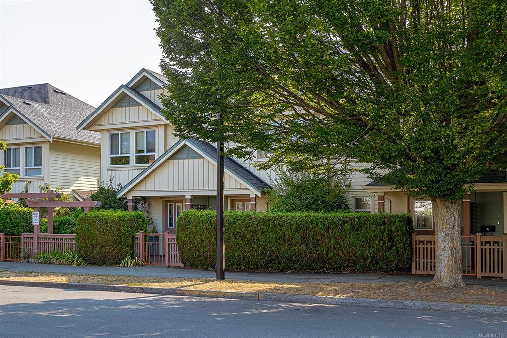 Third View of 1019 North Park St, Victoria, BC, V8T 5L4