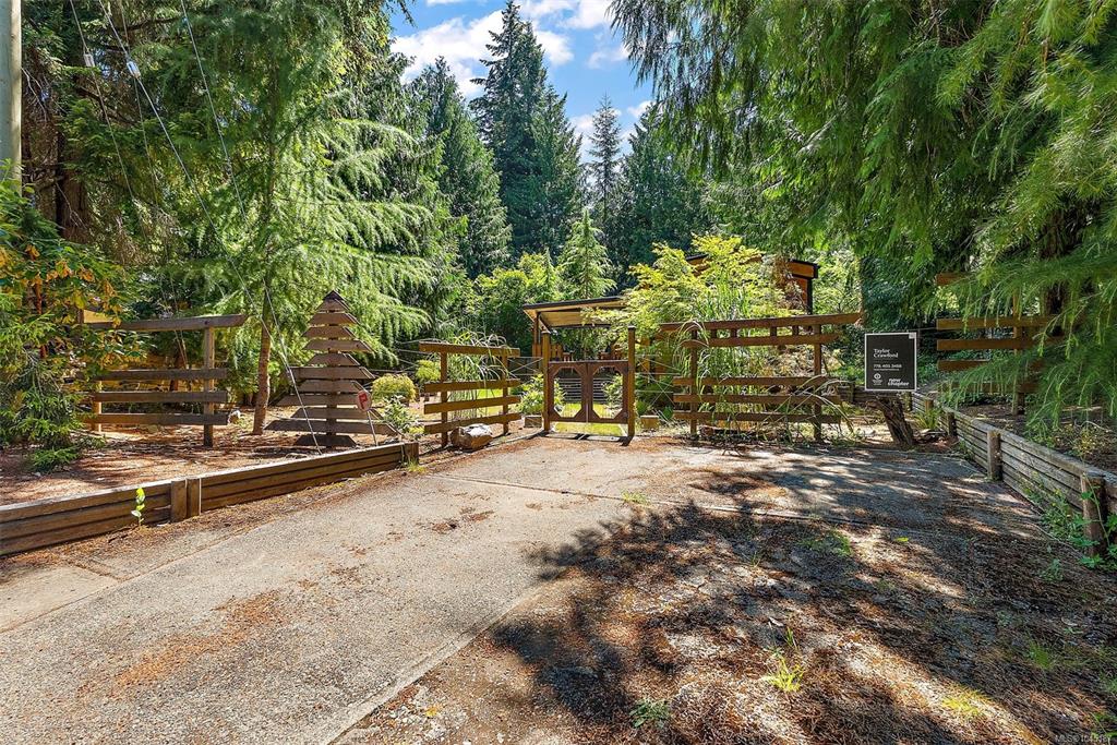 Third View of 920 Whittaker Rd, Malahat, BC, V0R 2L0