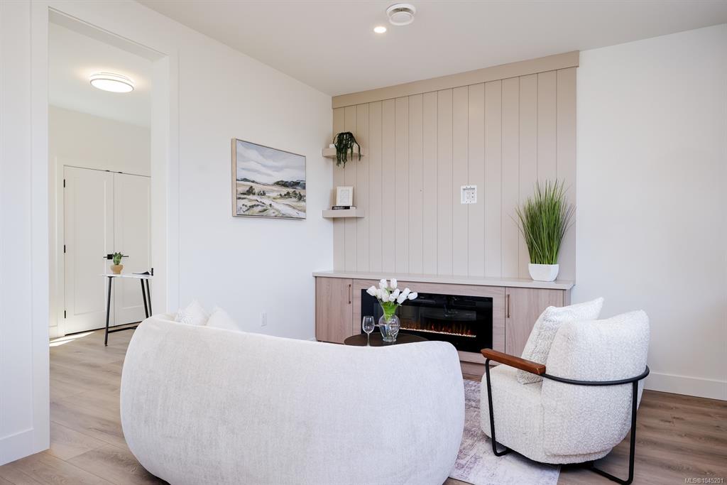 Fourth View of 4068 Tuxedo Dr, Saanich, BC, V8X 2L3