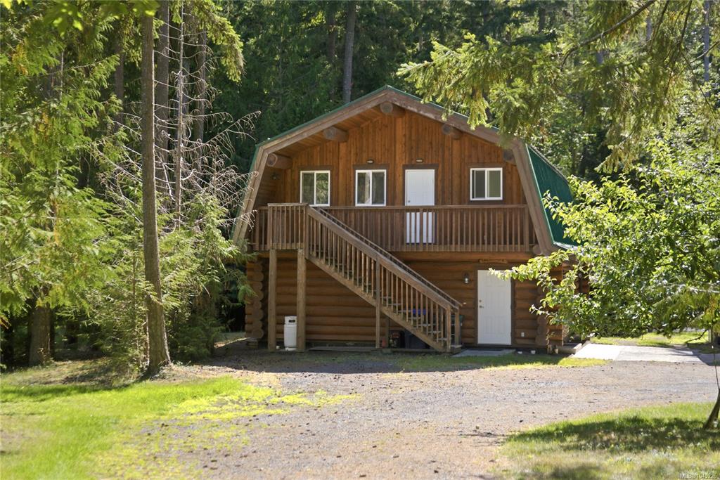 Third View of 700 Fern Rd E, Qualicum Beach, BC, V9K 1M4