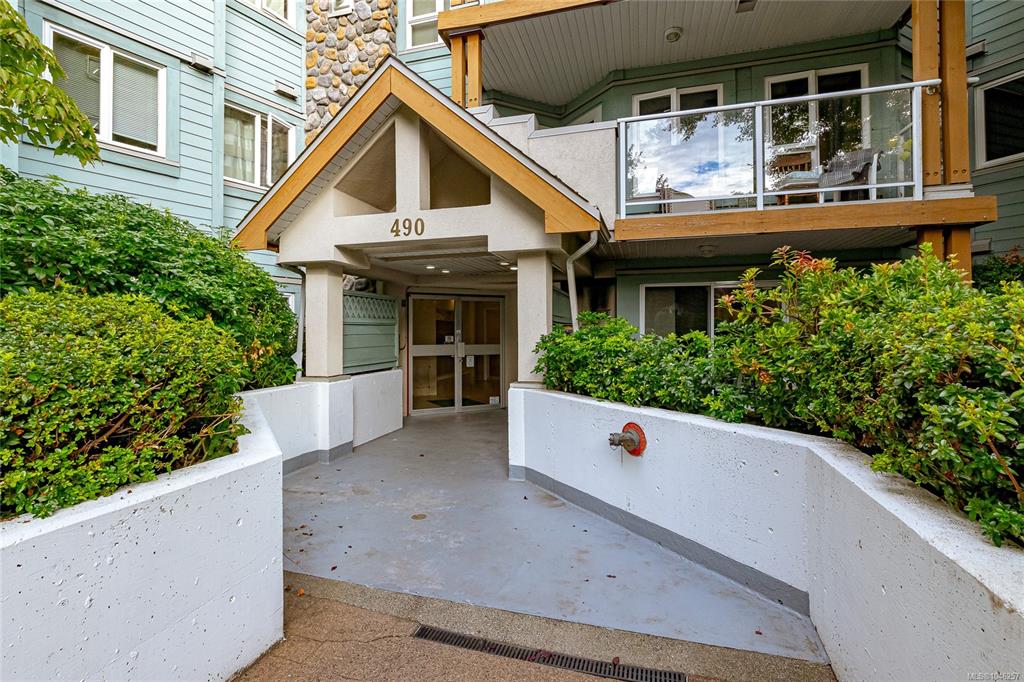 490 Marsett Pl, 1046257, BC,