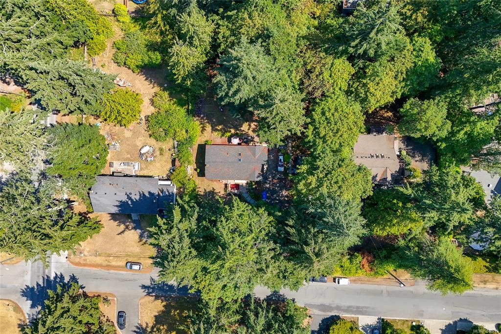 Third View of 6311 Rodolph Rd, Central Saanich, BC, V8Z 5V9