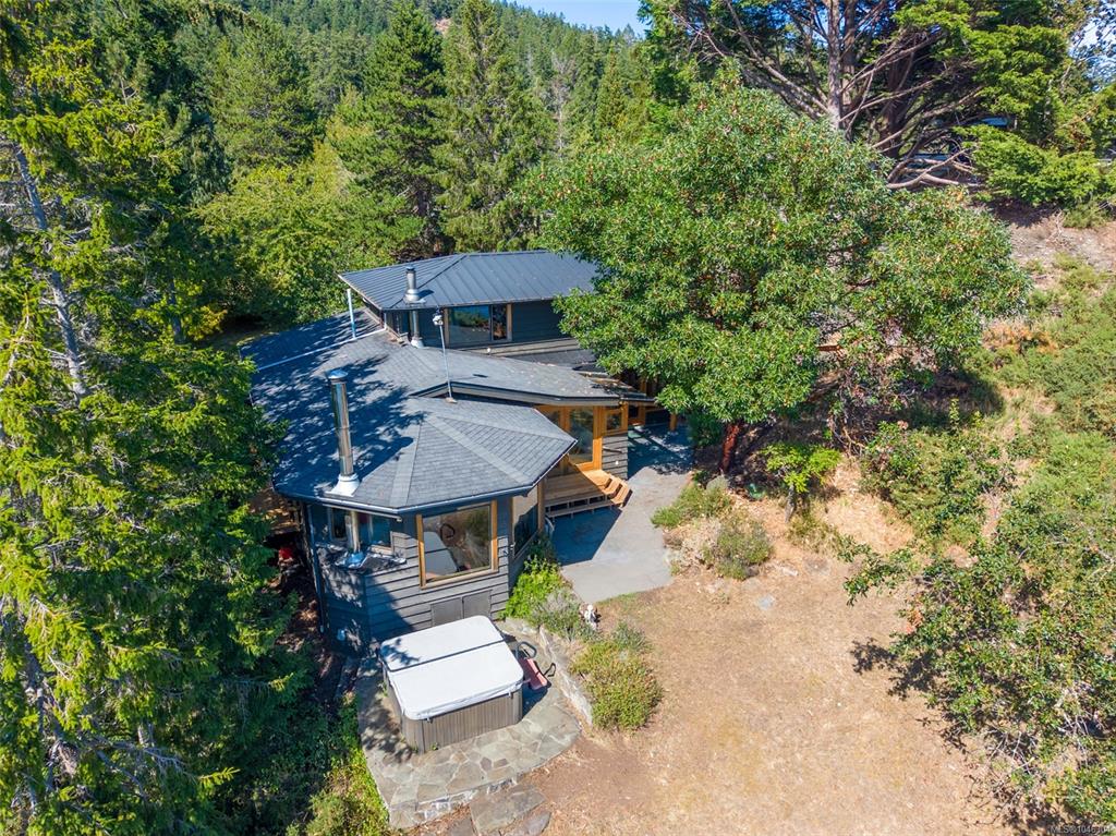 Fourth View of 9919 Southlands Dr, Pender Island, BC, V0N 2M3