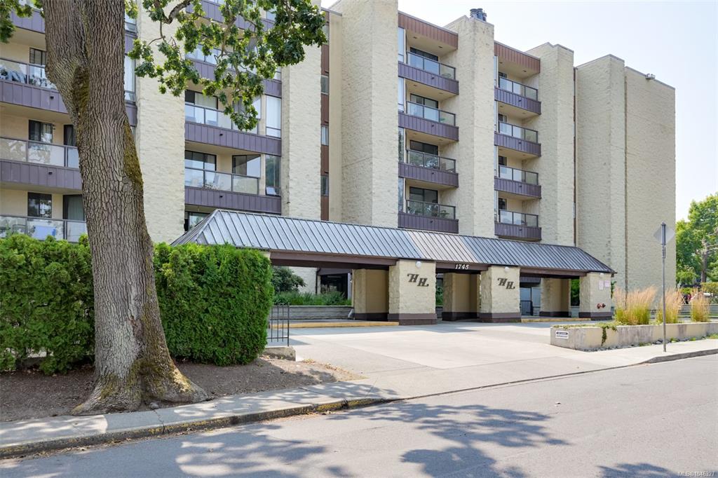1745 Leighton Rd, 1046327, BC,