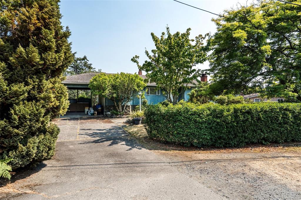 Third View of 107 Kingham Pl, View Royal, BC, V9B 1L9