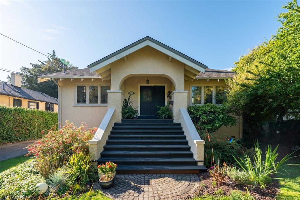 2353 Windsor Rd, 1046341, BC,