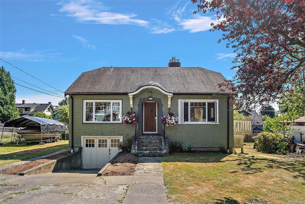81 Logan Ave, 1046348, BC,