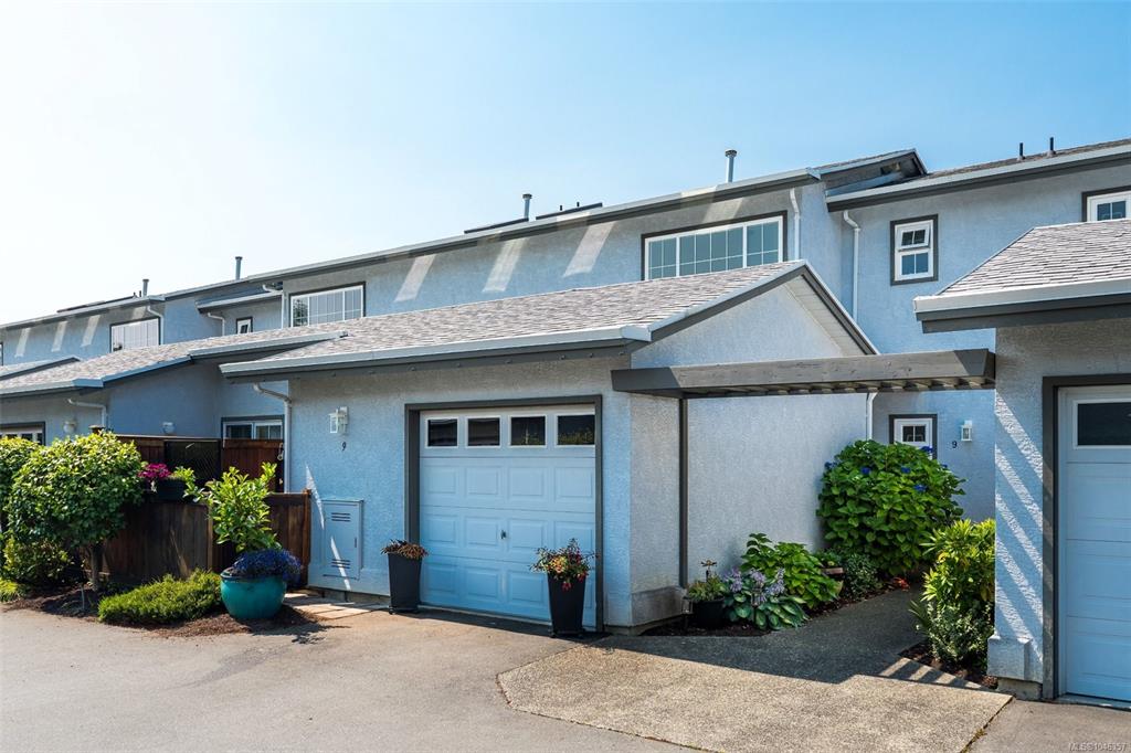 Main View of 2115 Amelia Ave, Sidney, BC, V8L 3Z8