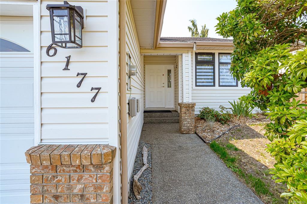 Third View of 6177 Raphael Dr, Nanaimo, BC, V9V 1M2