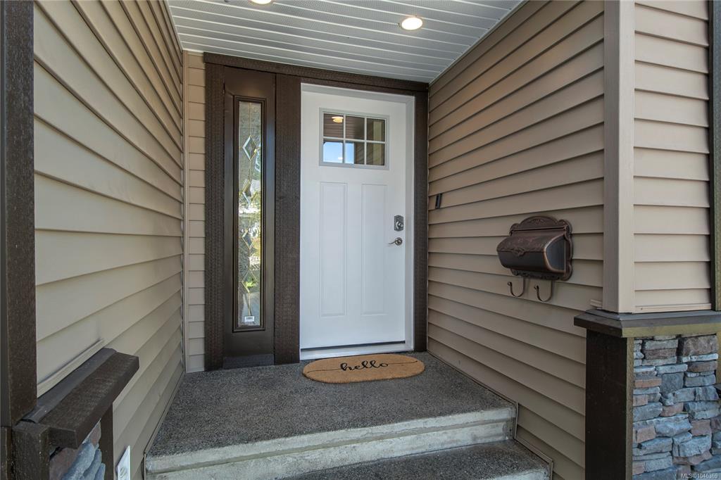 Fourth View of 747 Steenbuck Dr, Campbell River, BC, V9W 7J9