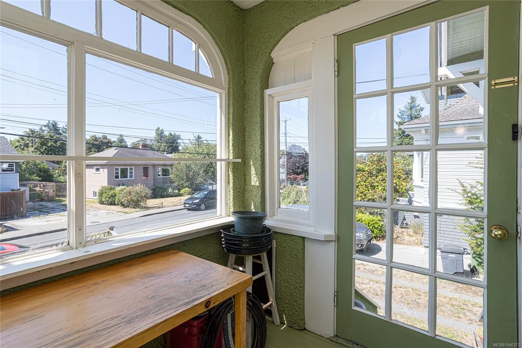 Fourth View of 1760 62 Haultain St, Victoria, BC, V8R 2L2