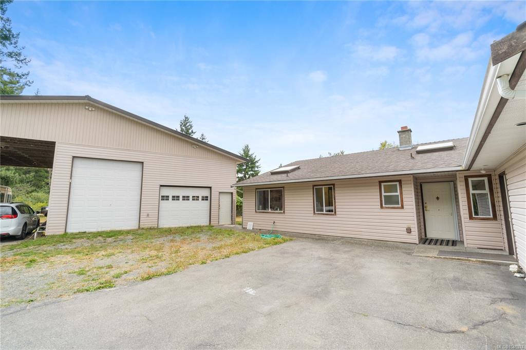Fifth View of 2445 Godfrey Rd, Nanaimo, BC, V9X 1E6