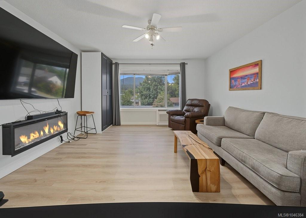 Fifth View of 628 Winchester Ave, Nanaimo, BC, V9R 4B7