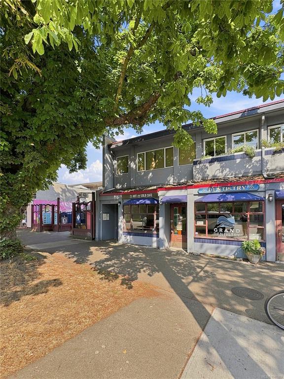 Fourth View of 313 Cook St, Victoria, BC, V8V 3X5