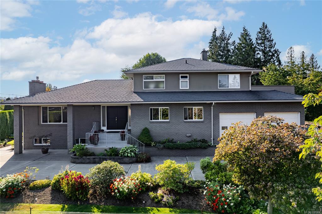 823 Glenhale Cres, 1046396, BC,