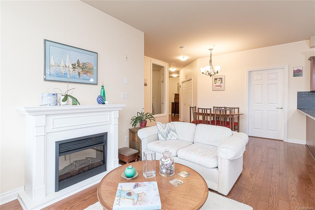 Fifth View of 866 Goldstream Ave, Langford, BC, V9B 0J3