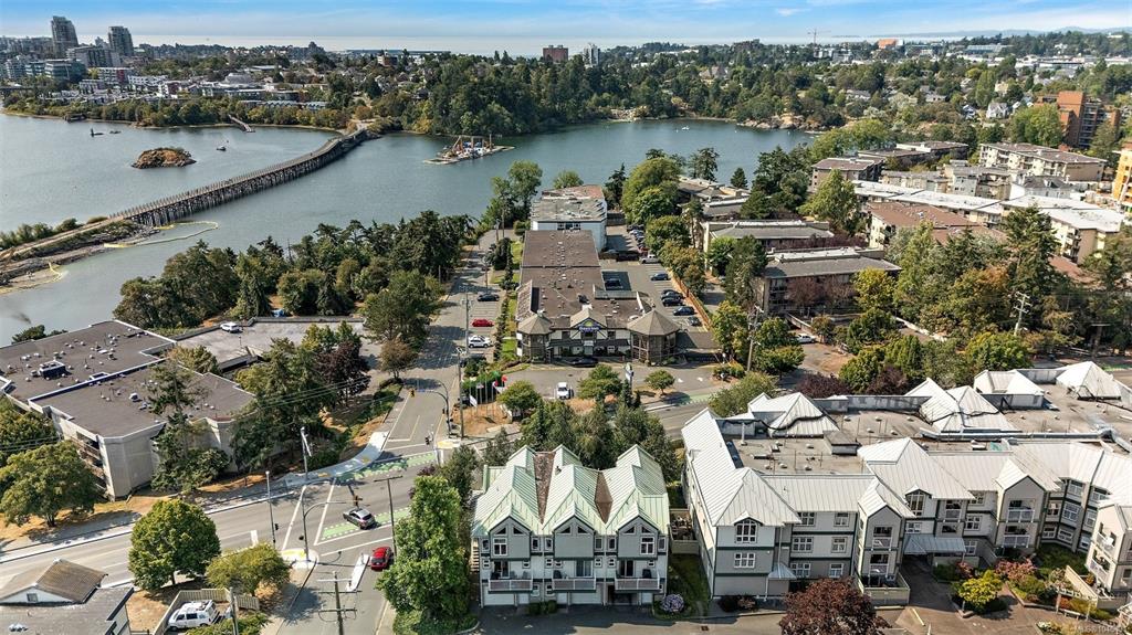 234 Gorge Rd E, 1046431, BC,