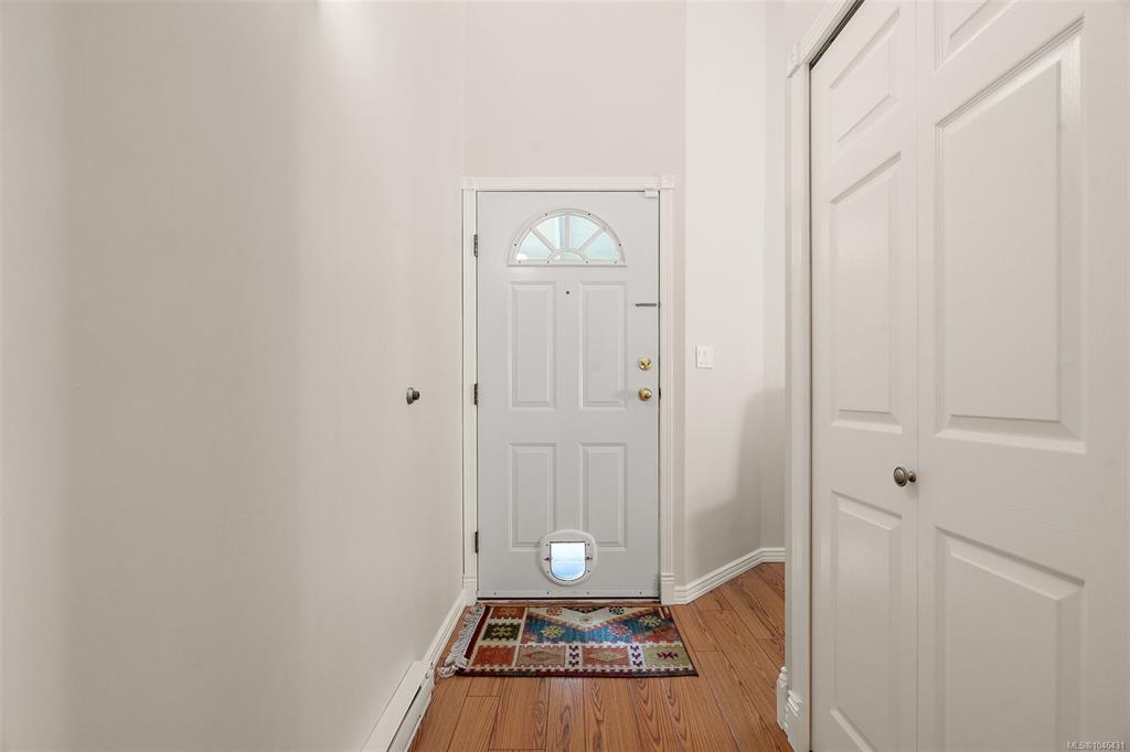 Fifth View of 234 Gorge Rd E, Victoria, BC, V9A 1L5