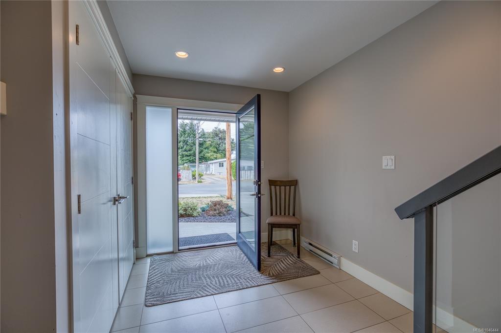 Third View of 2354 Barclay Rd, Nanaimo, BC, V9T 3J9