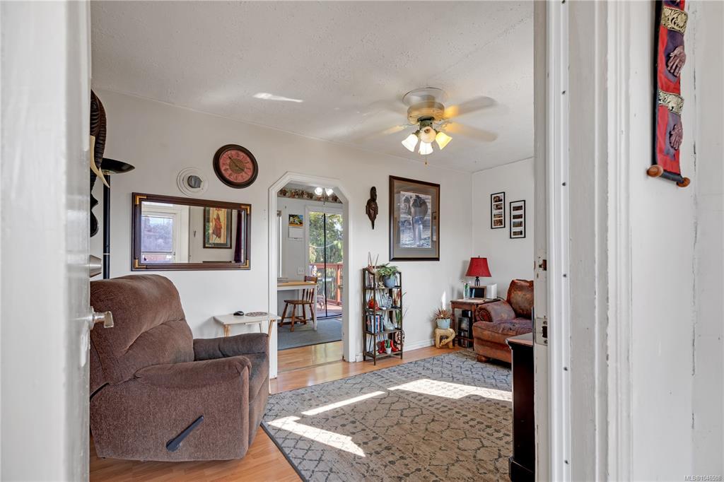 Fourth View of 157 View St, Nanaimo, BC, V9R 4N5